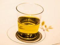 Obesit bambini, nell'olio di oliva sostanza per combatterla